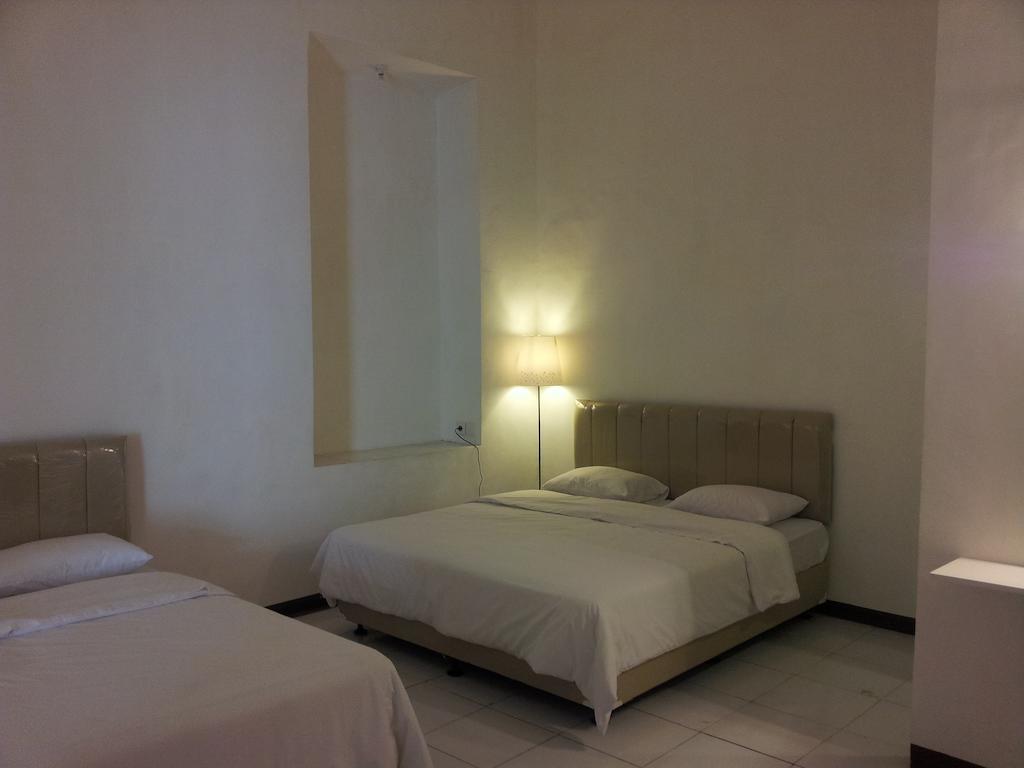 Loxy Inn Surabaya Phòng bức ảnh